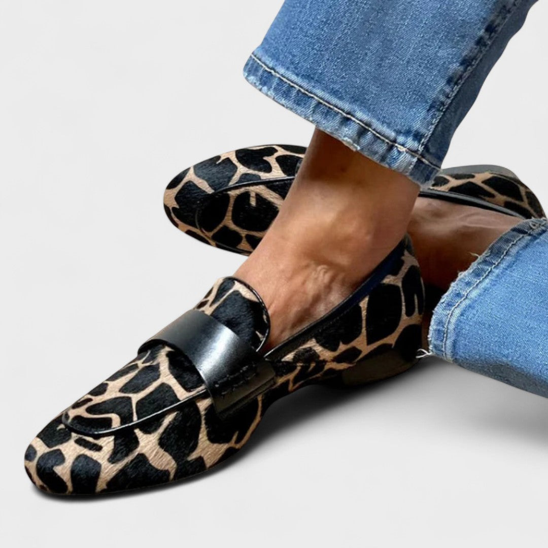 Britta | Broderede mokasiner med dyremønster